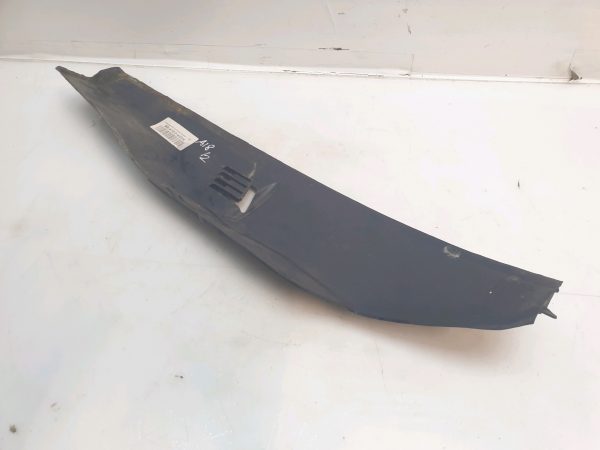 VW Polo 9N S 2001-2008 Passenger NS Front Wing Insulator