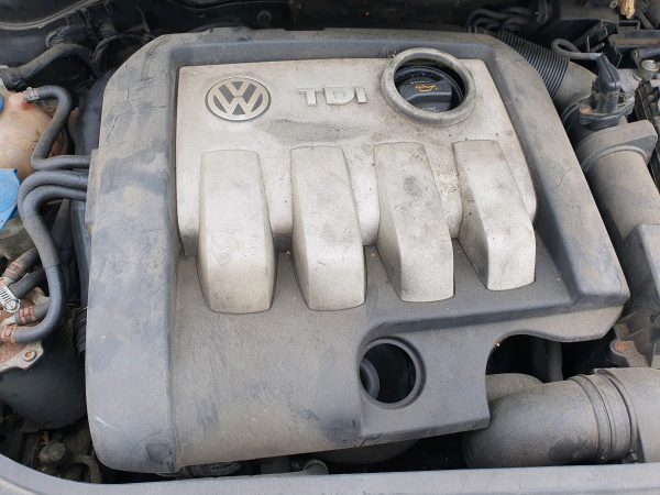 VW Golf Plus 5M1 5M Sport Tdi 2005-2008 Engine Rocker Cover