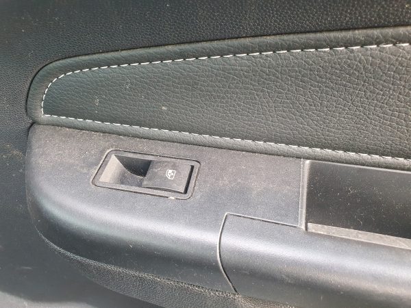 Vauxhall Zafira B MK2 2005-2014 Rear Driver OS Window Control Switch