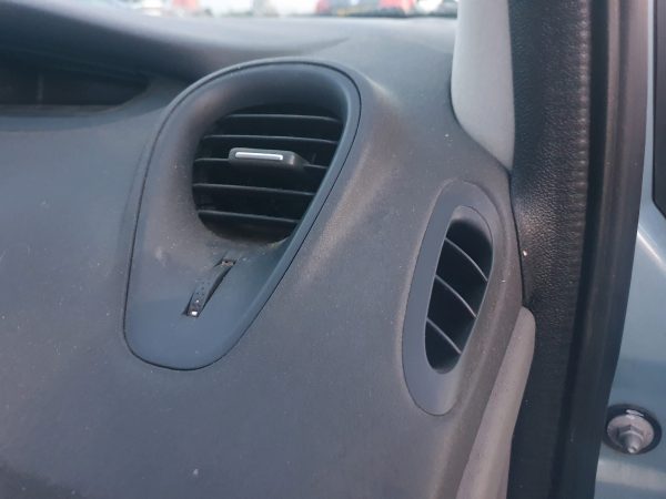 Renault Scenic 2006-2009 Set of Dashboard Air Vents