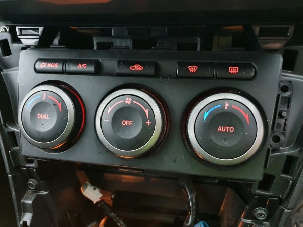 Mazda 6 Series 2008-2013 Heater Controls