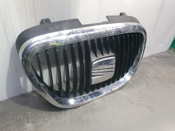 Seat Leon 2007-2010 Front Grille