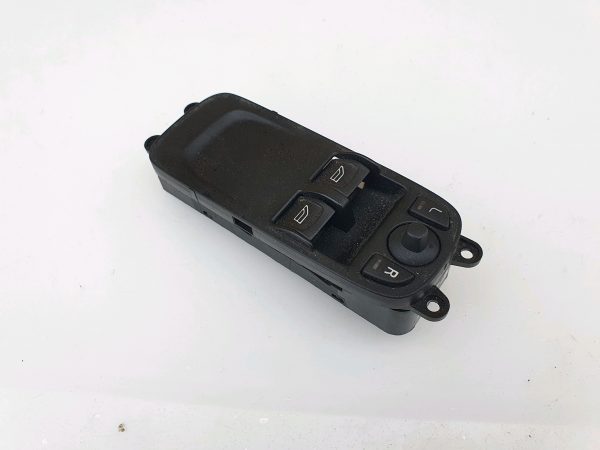 Volvo C30 533 2006-2012 Front Driver OS Window Switch Control