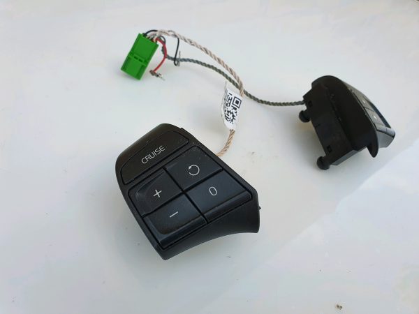 Volvo C30 533 2006-2012 Steering Wheel Control Switch Button