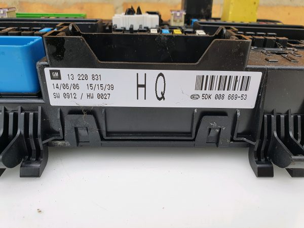 Vauxhall Zafira B MK2 2005-2014 Airbag ECU Control Module