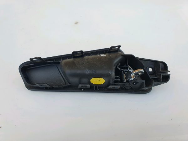 VW Passat B6 SE TDI 2005-2009 Front Passenger NS Interior Door Handle