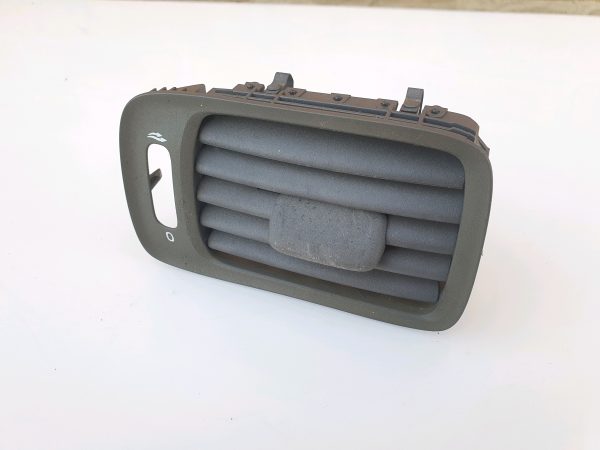 Volvo V70 MK1 1995-2000 Dashboard Air Vent Right Driver