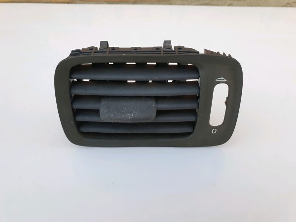 Volvo V70 MK1 1995-2000 Dashboard Air Vent Left