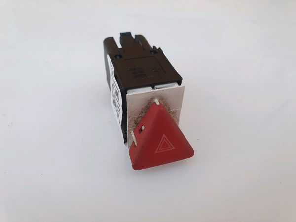 VW Passat B6 SE TDI 2005-2009 Hazard Light Switch