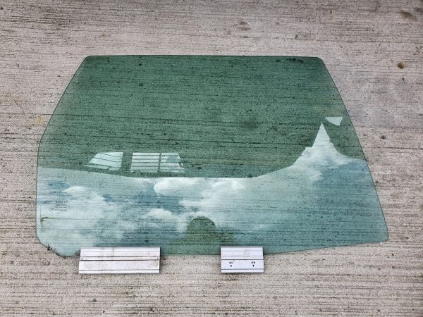 Volvo V70 MK1 1995-2000 Rear Driver OS Door Window Glass